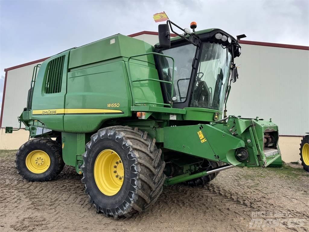 John Deere W650 حصادات