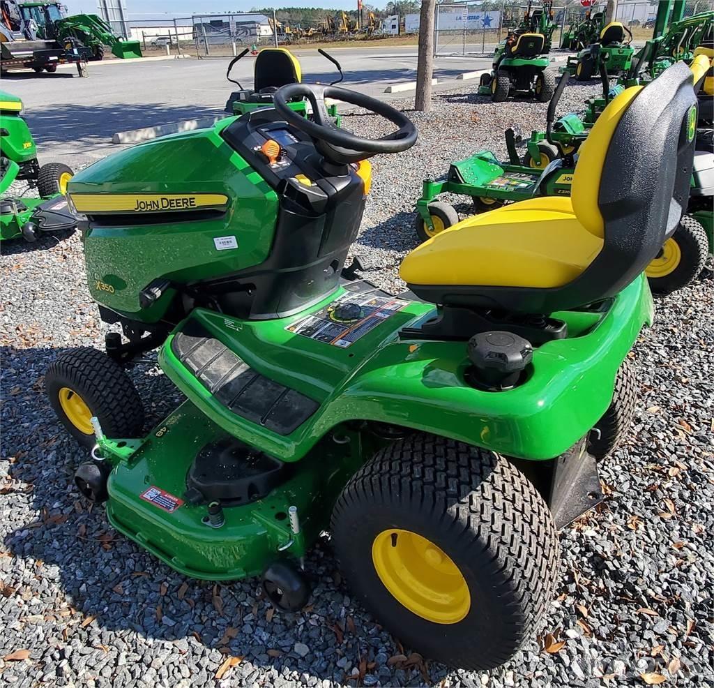 John Deere X350 جرارات مدمجة