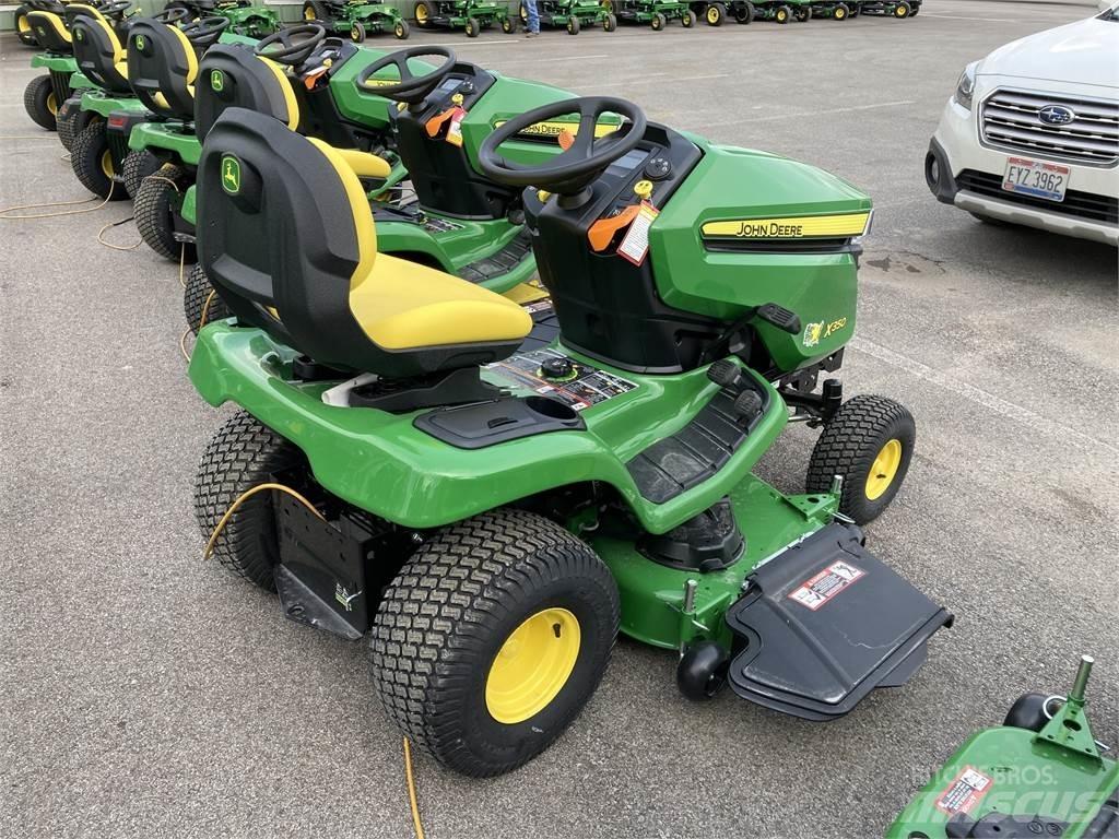 John Deere X350 جرارات مدمجة