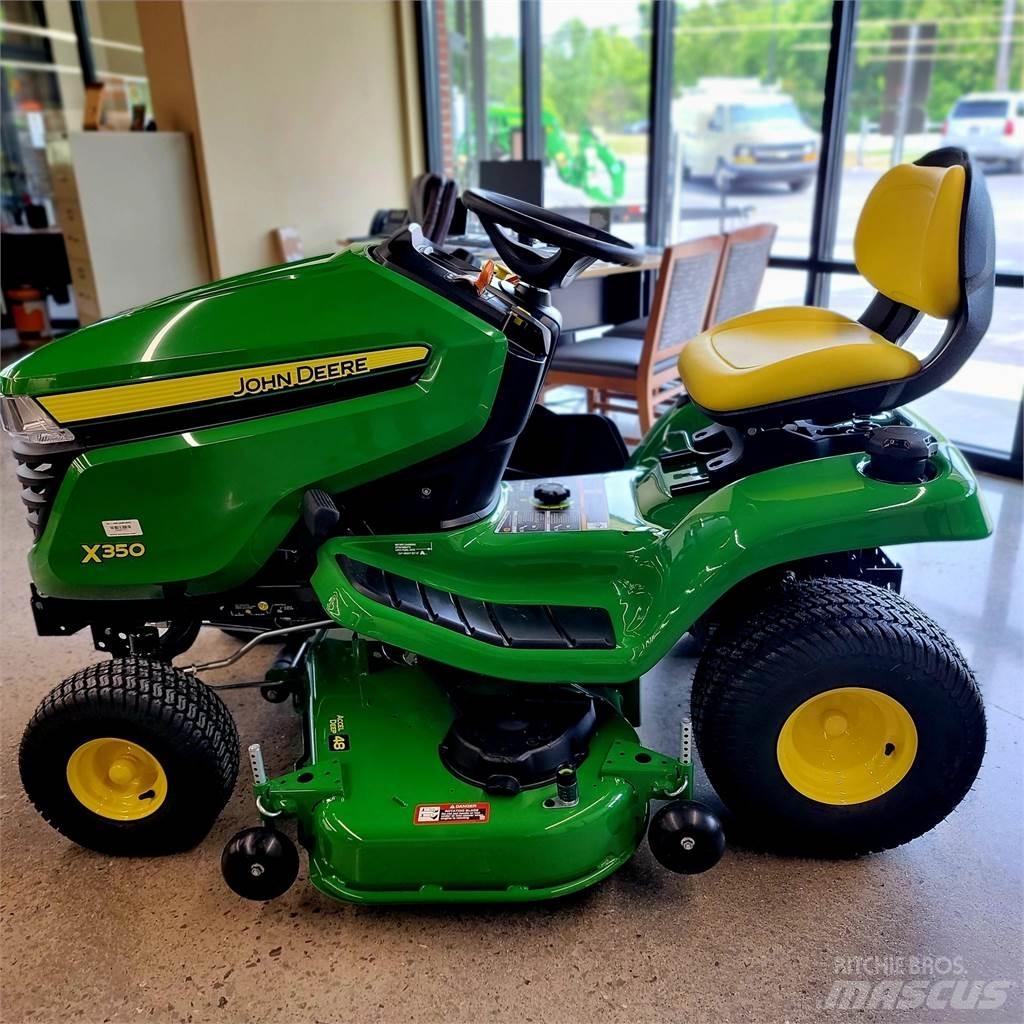 John Deere X350 جرارات مدمجة