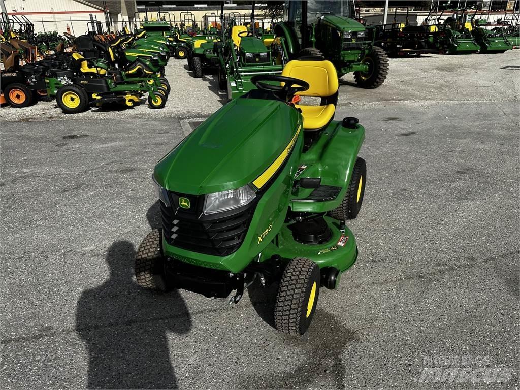 John Deere X350 جرارات مدمجة