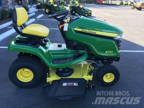 John Deere X350 جرارات مدمجة