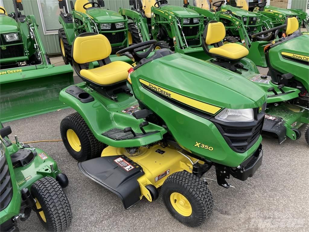 John Deere X350 جرارات مدمجة