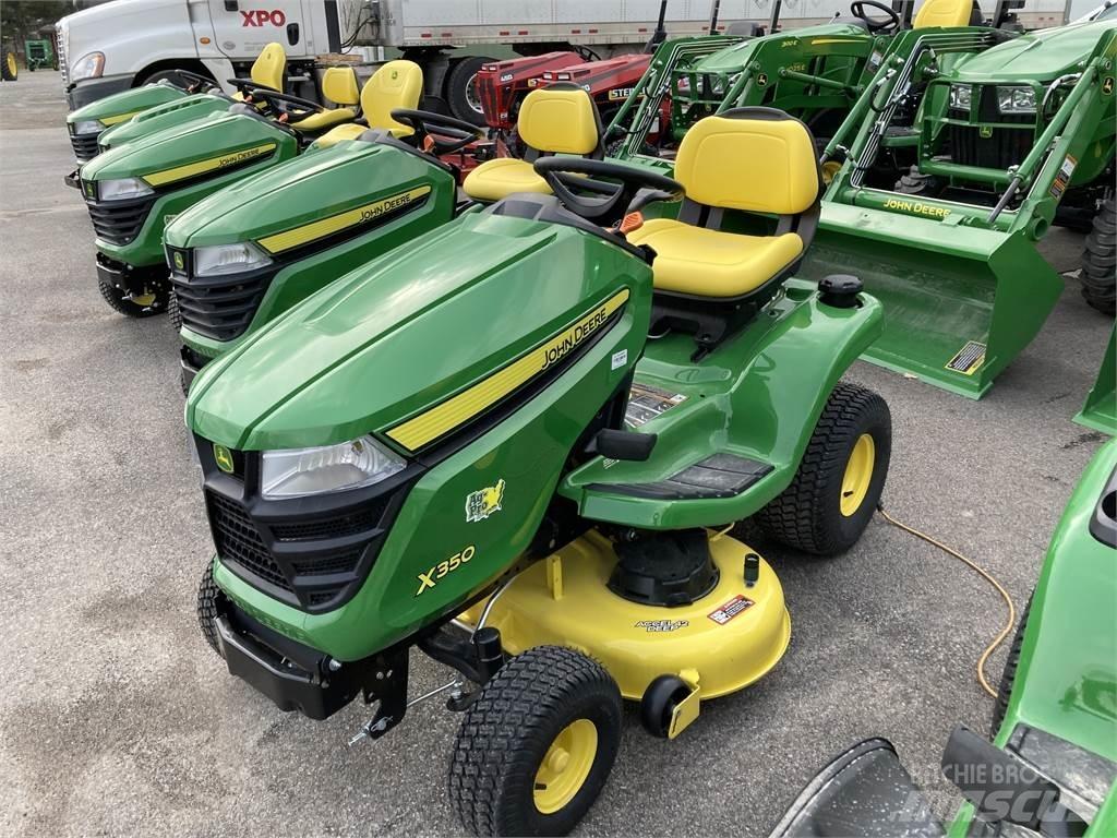 John Deere X350 جرارات مدمجة