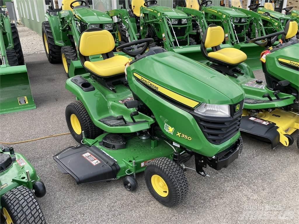 John Deere X350 جرارات مدمجة