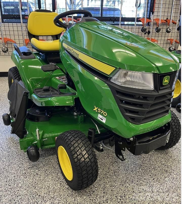 John Deere X570 جرارات مدمجة