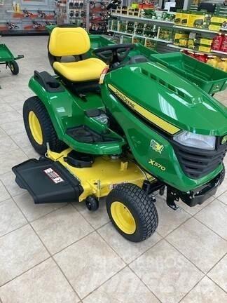 John Deere X570 جرارات مدمجة
