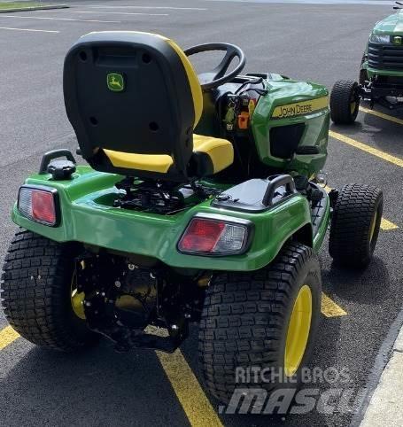 John Deere X730 جرارات مدمجة