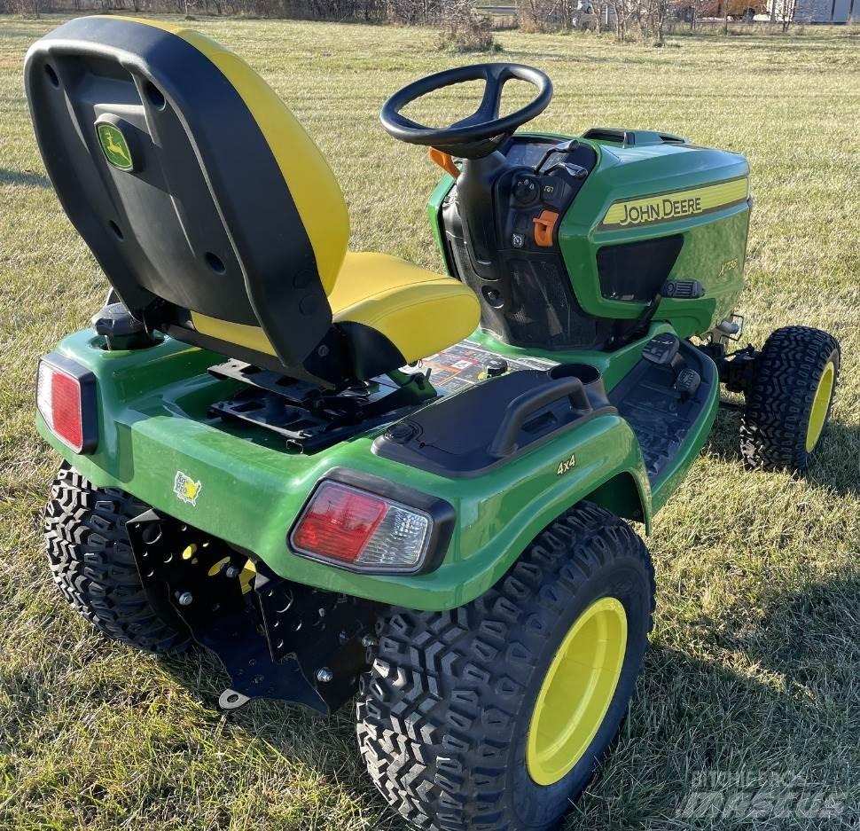 John Deere X738 جرارات مدمجة