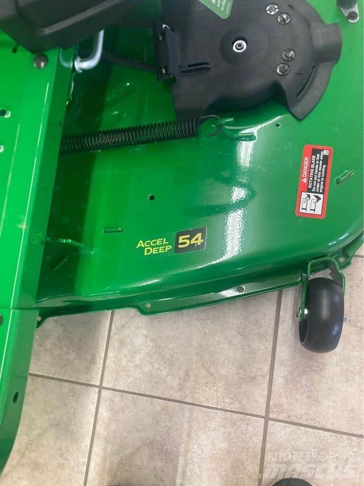 John Deere Z325E صفر محولا الدوران