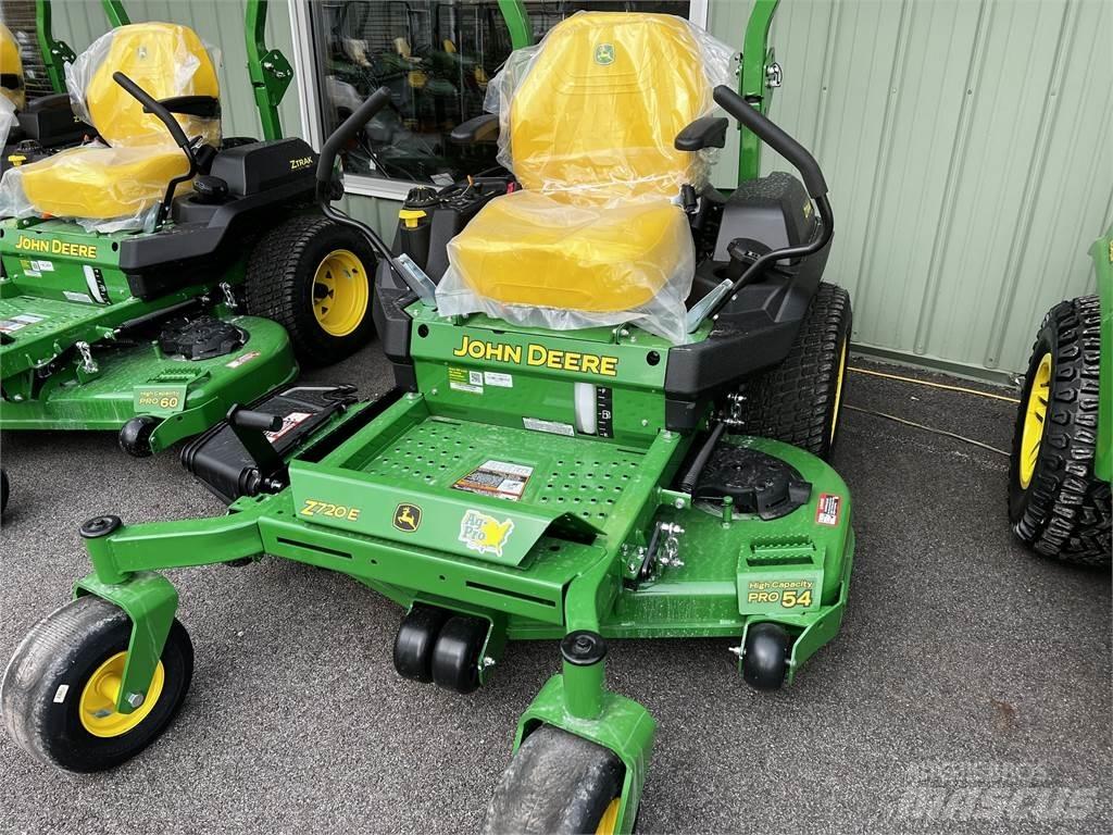 John Deere Z720E صفر محولا الدوران