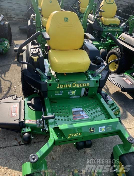 John Deere Z720E صفر محولا الدوران