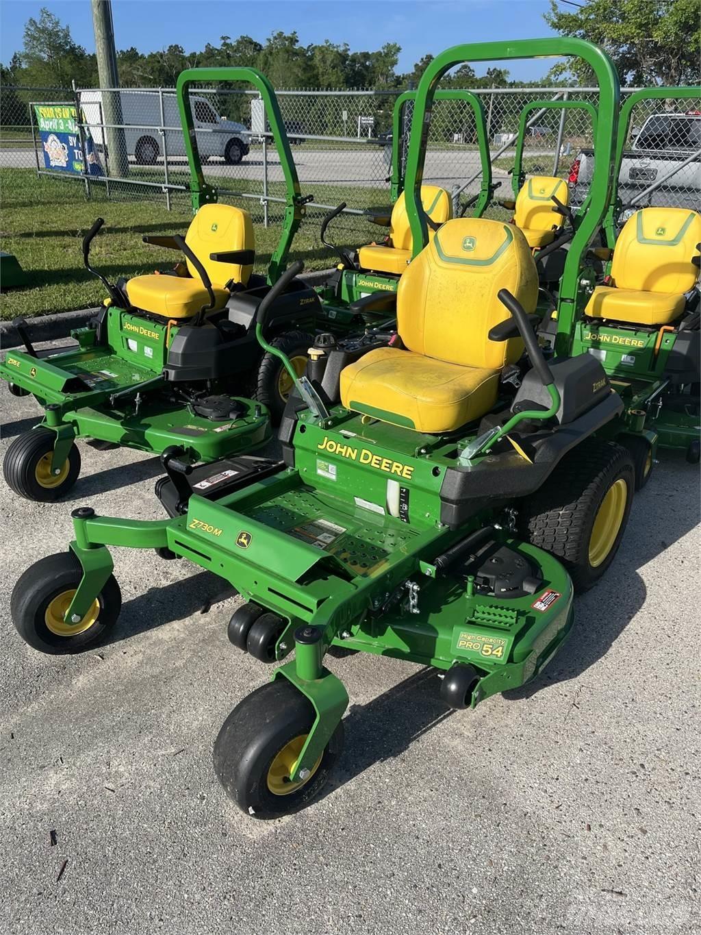 John Deere Z730 صفر محولا الدوران