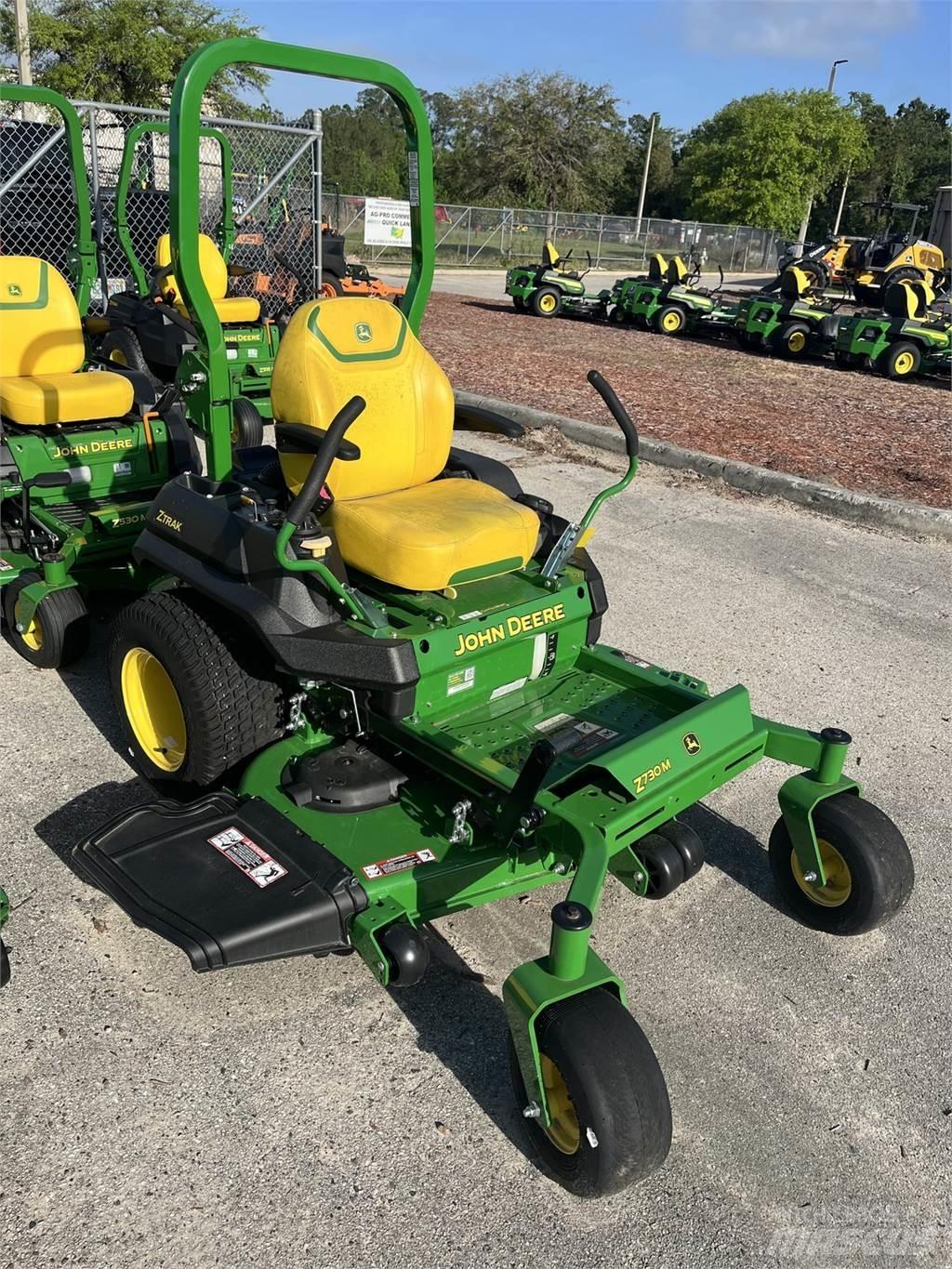 John Deere Z730 صفر محولا الدوران
