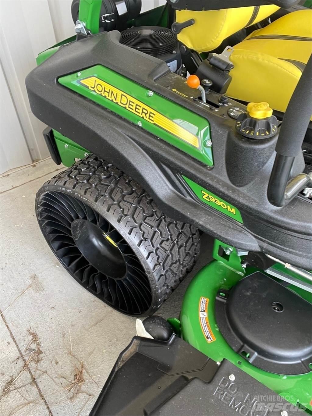 John Deere Z930M صفر محولا الدوران
