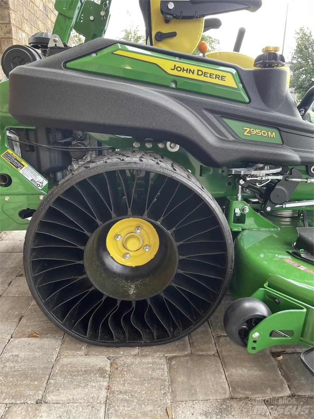 John Deere Z950M صفر محولا الدوران
