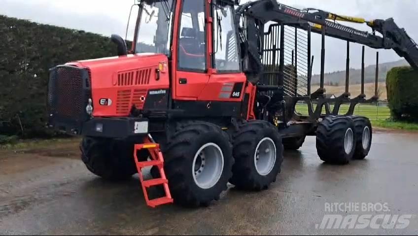 Komatsu 845 E 3 شاحنات