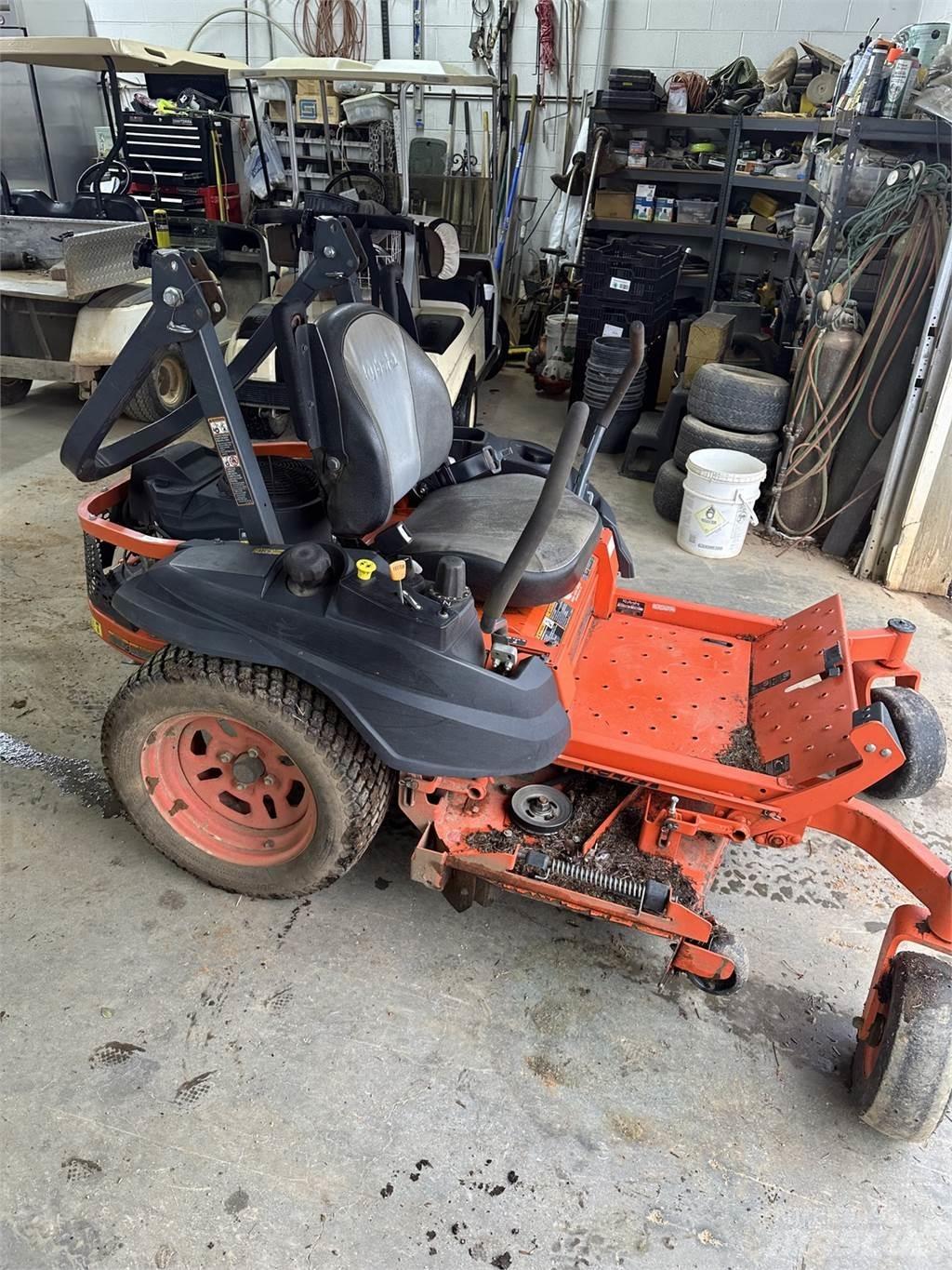 Kubota Z411KW صفر محولا الدوران