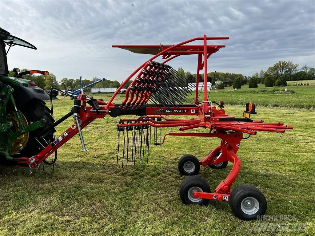 Kuhn GA4731T مكابس وميبسات التبن