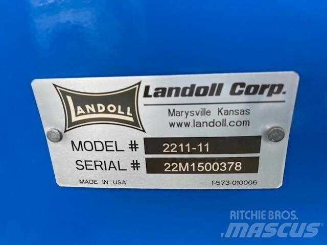 Landoll 2211-11 المحراث الحفار