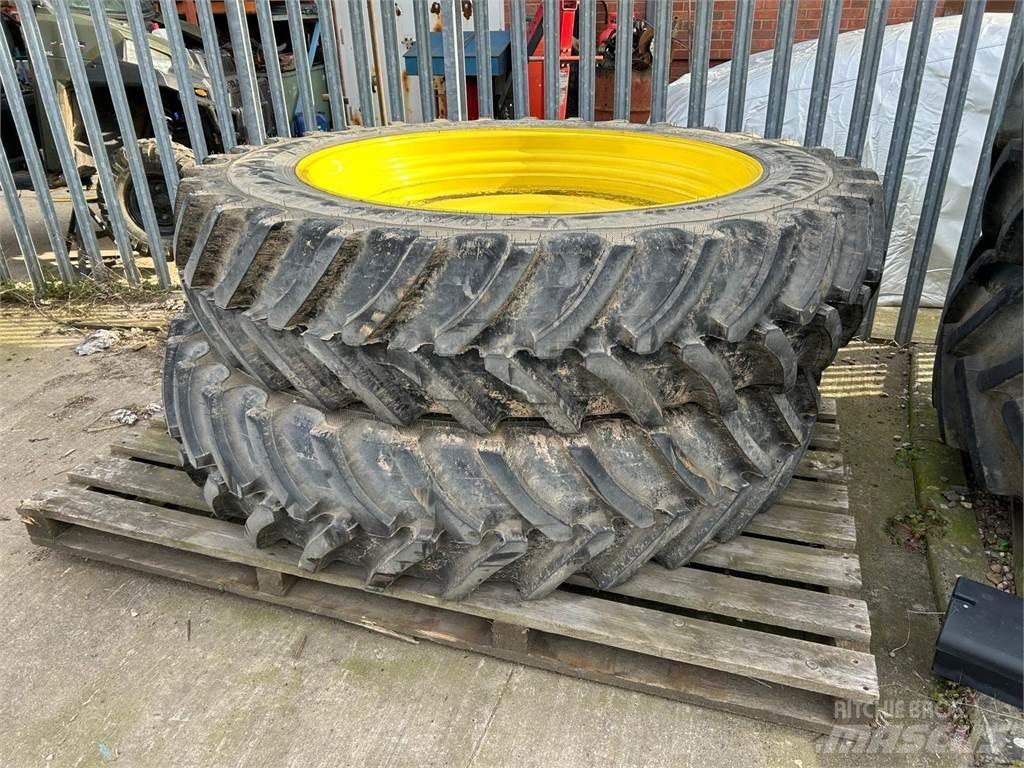  Row Crop Tyres الإطارات والعجلات والحافات