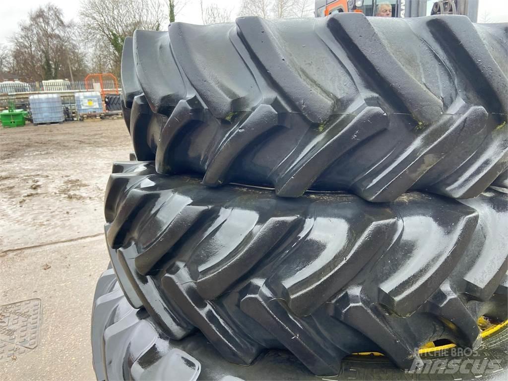  Row Crop Wheels الإطارات والعجلات والحافات