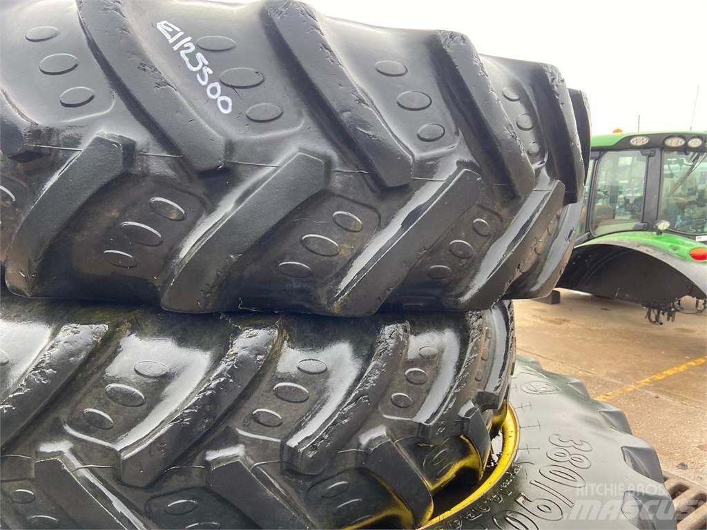  Row Crop Wheels الإطارات والعجلات والحافات
