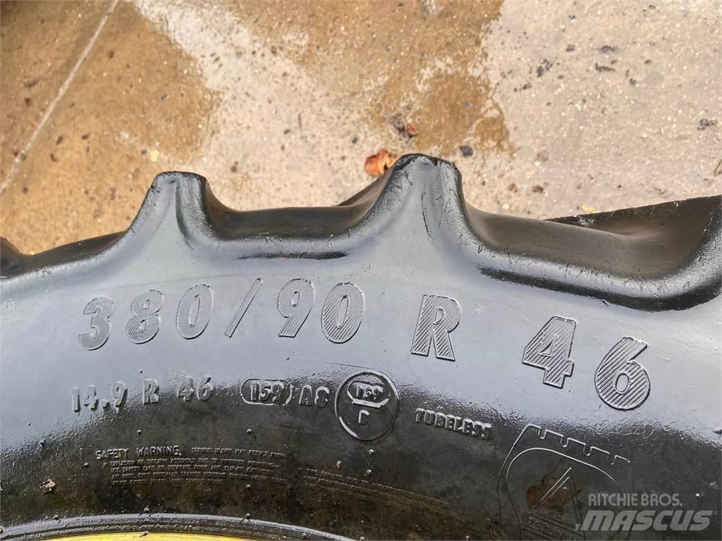  Row Crop Wheels الإطارات والعجلات والحافات