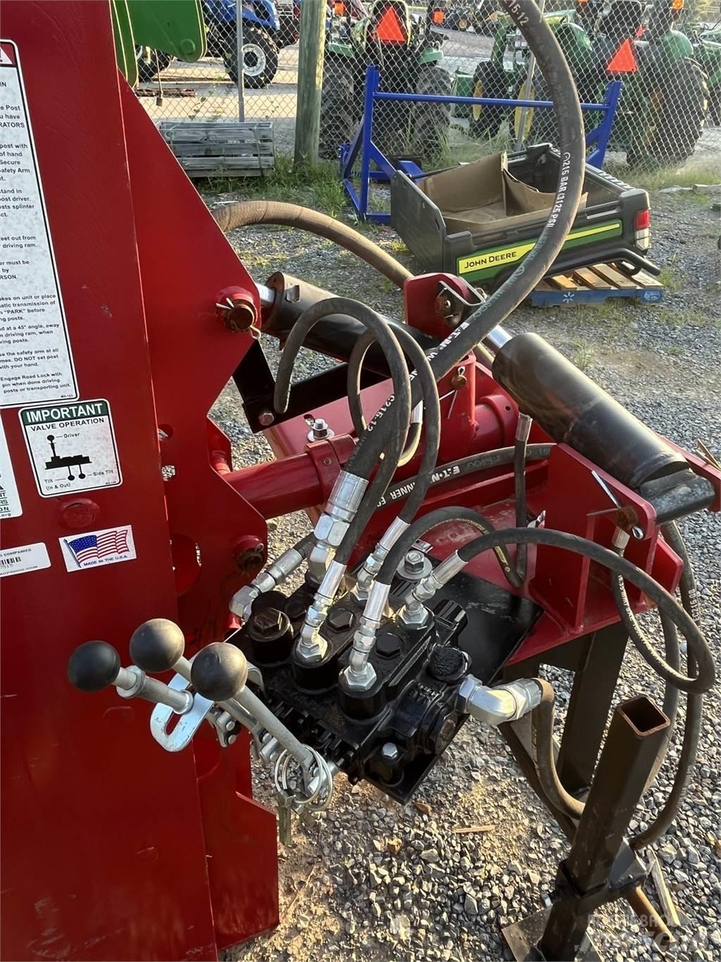  Shaver HS-12 لوادر وحفارات أمامية