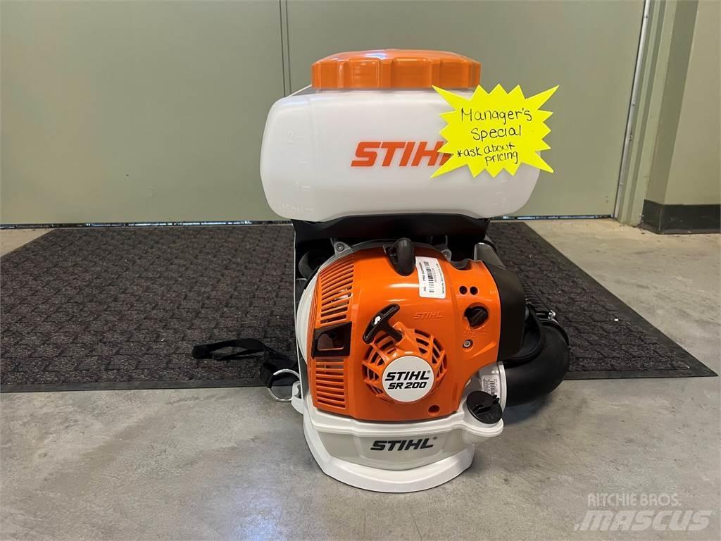 Stihl SR200 عربات الجولف