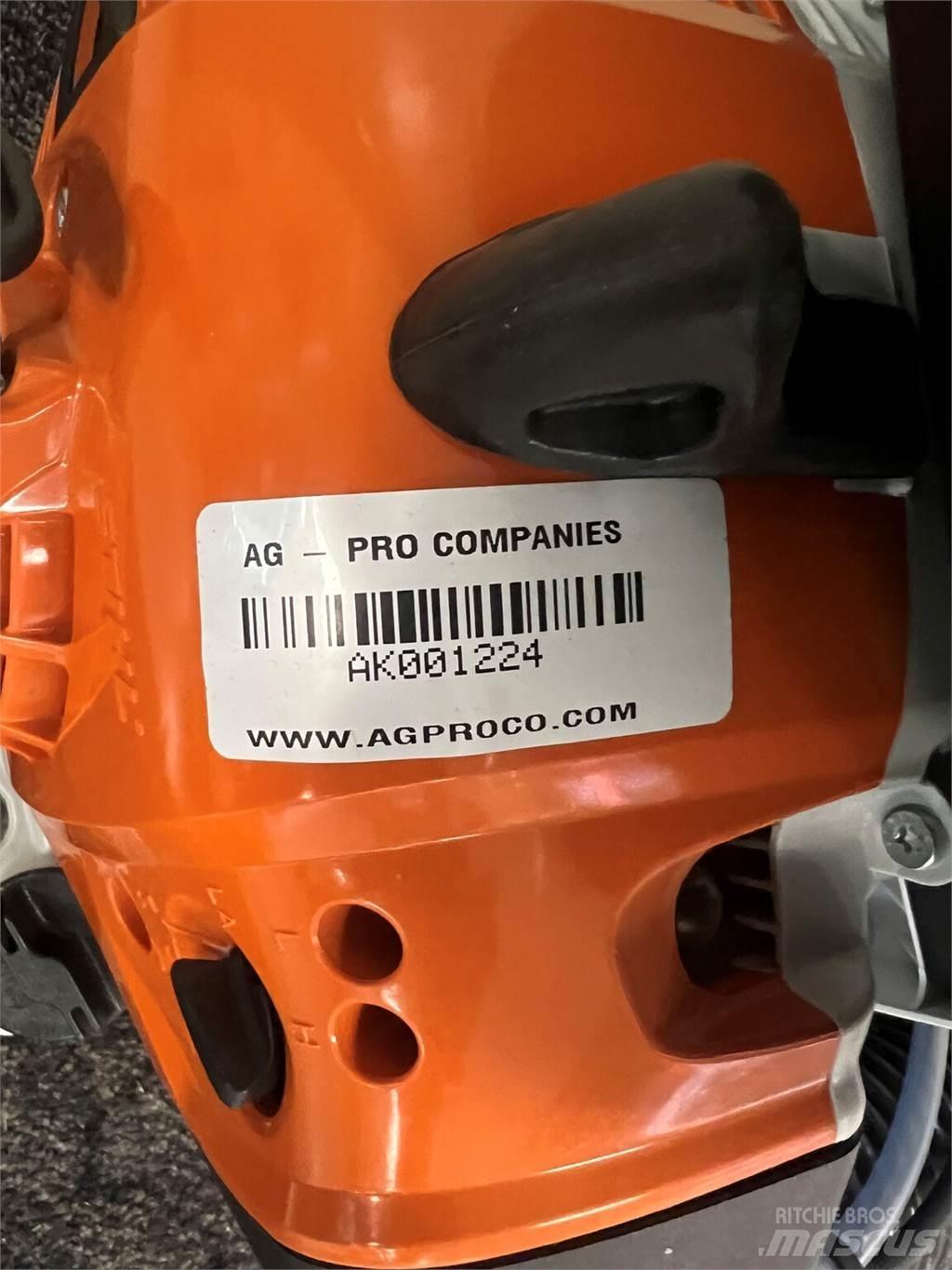 Stihl SR200 عربات الجولف