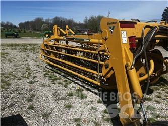 Vermeer R2800 مكابس وميبسات التبن