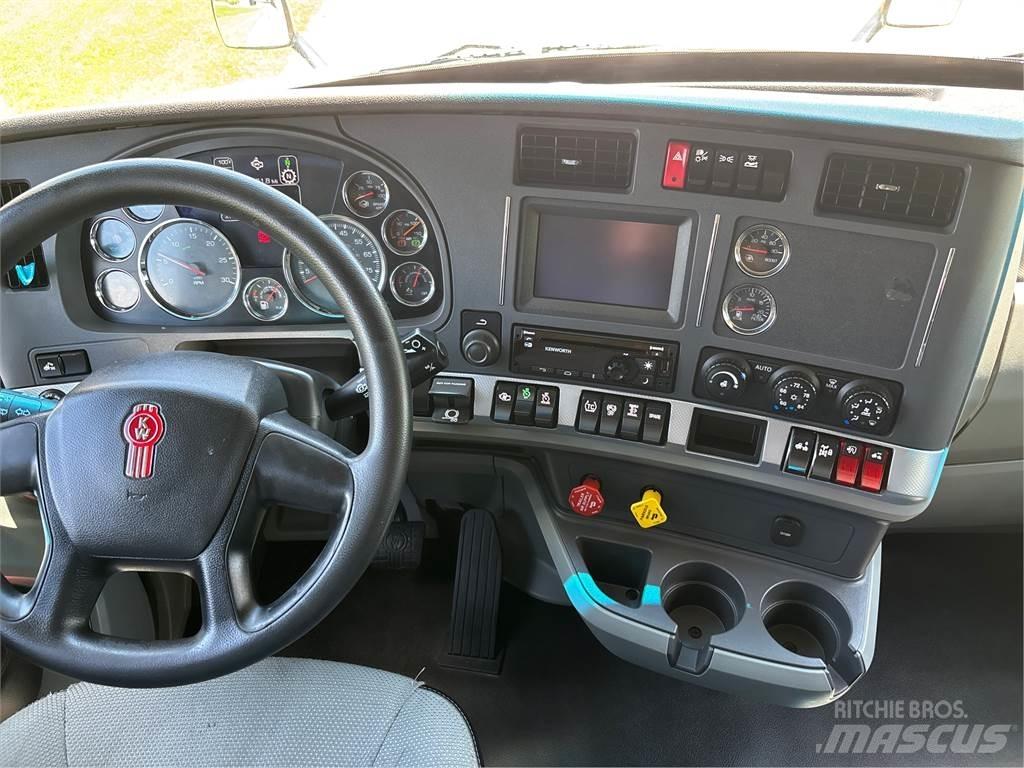 Kenworth T680 وحدات الجر