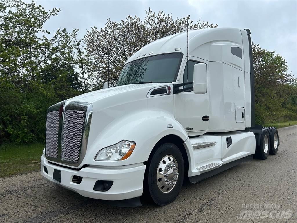 Kenworth T680 وحدات الجر