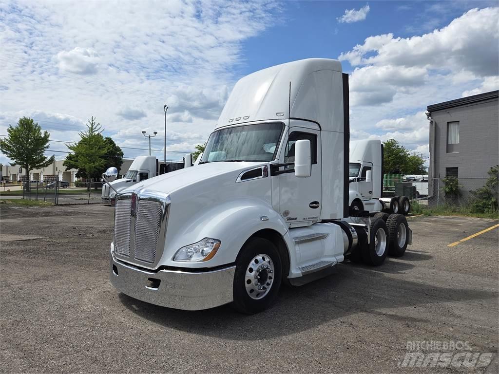 Kenworth T680 وحدات الجر