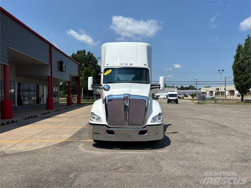 Kenworth T680 شاحنات أخرى