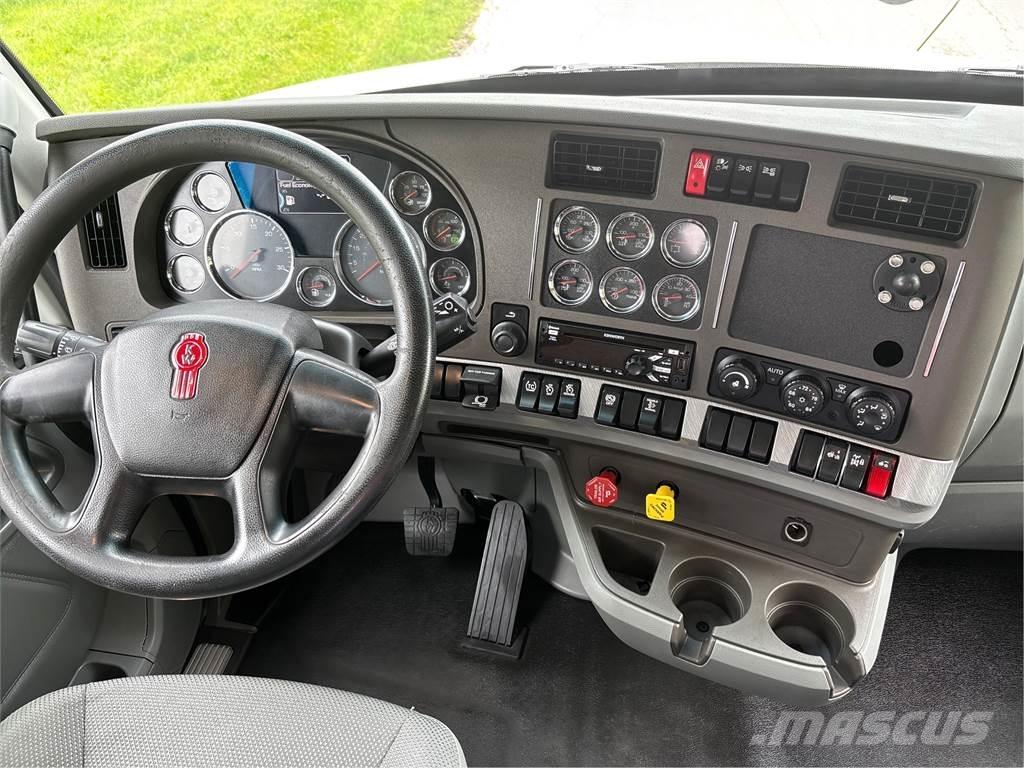 Kenworth T680 وحدات الجر