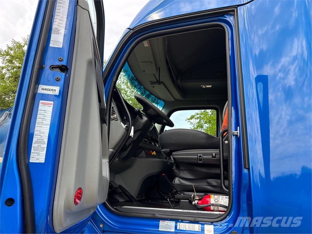 Kenworth T680 شاحنات أخرى