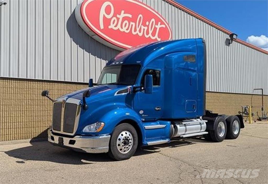 Kenworth T680 شاحنات أخرى