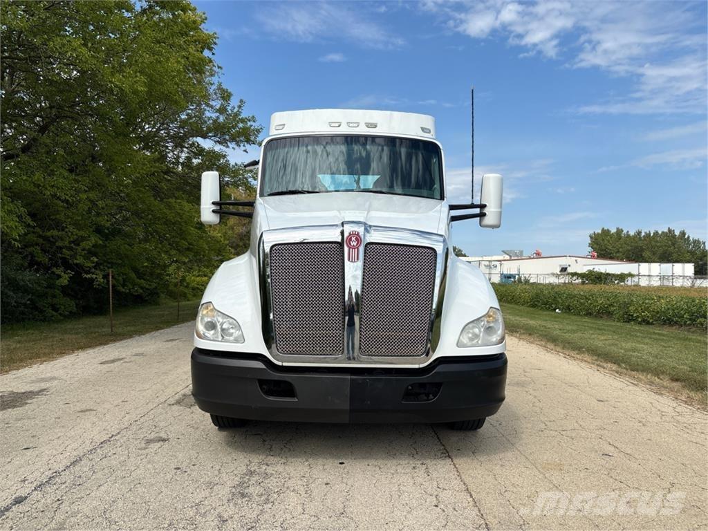Kenworth T680 شاحنات أخرى