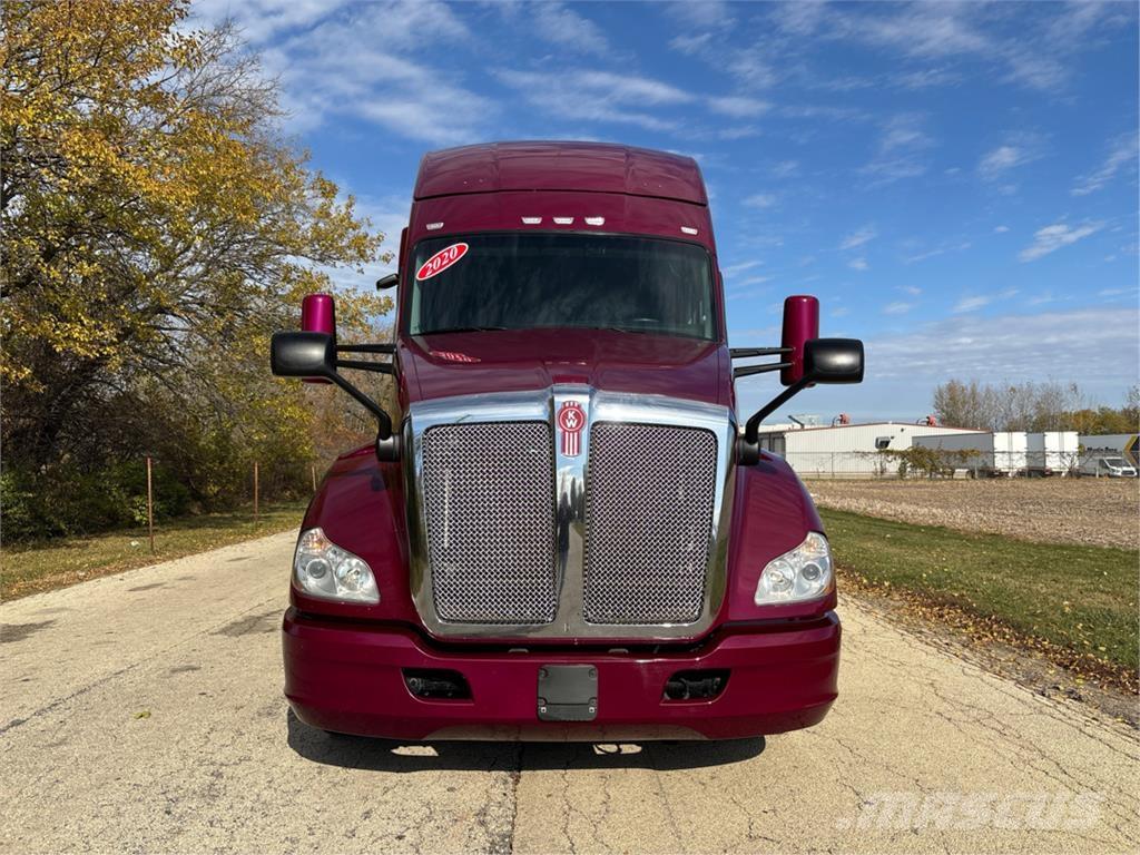 Kenworth T680 شاحنات أخرى