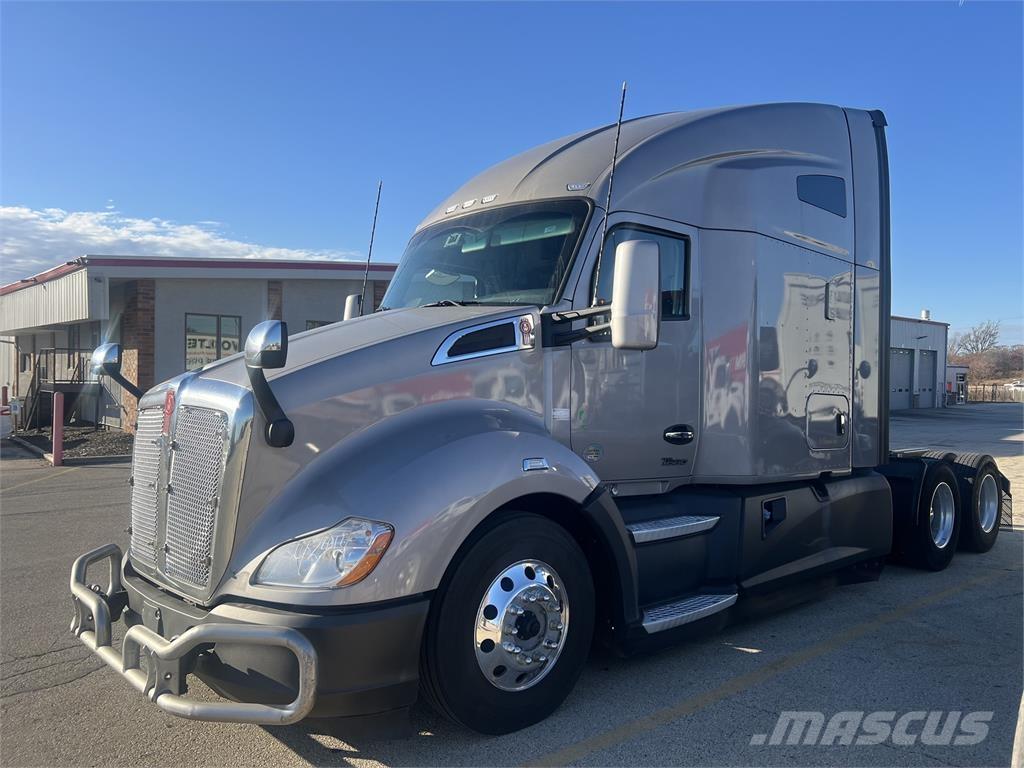 Kenworth T680 وحدات الجر