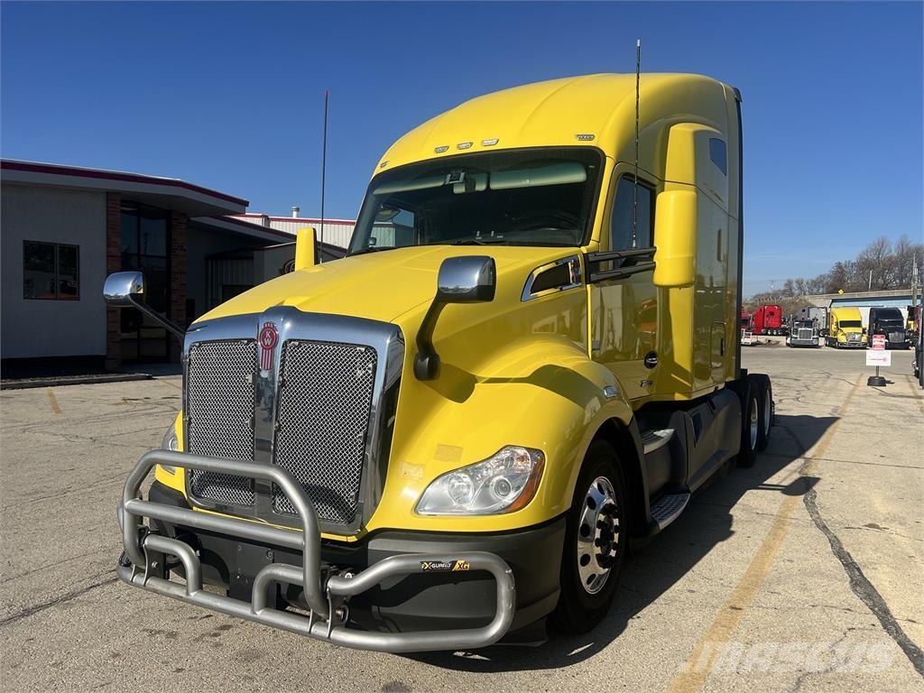 Kenworth T680 وحدات الجر