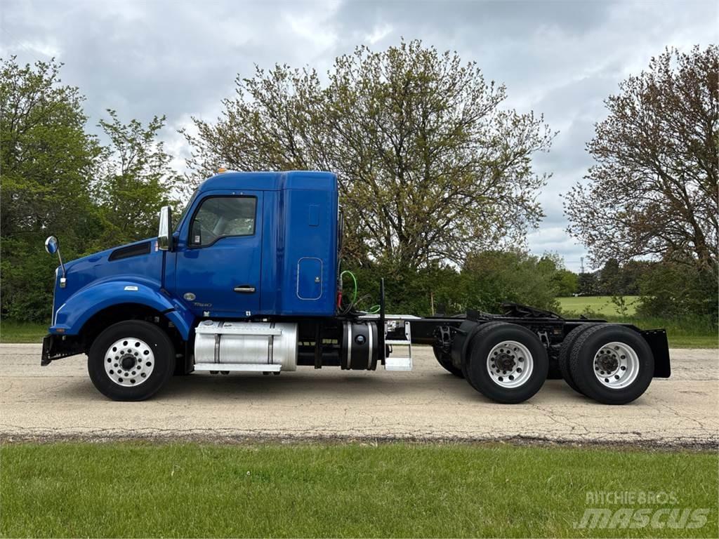 Kenworth T880 وحدات الجر