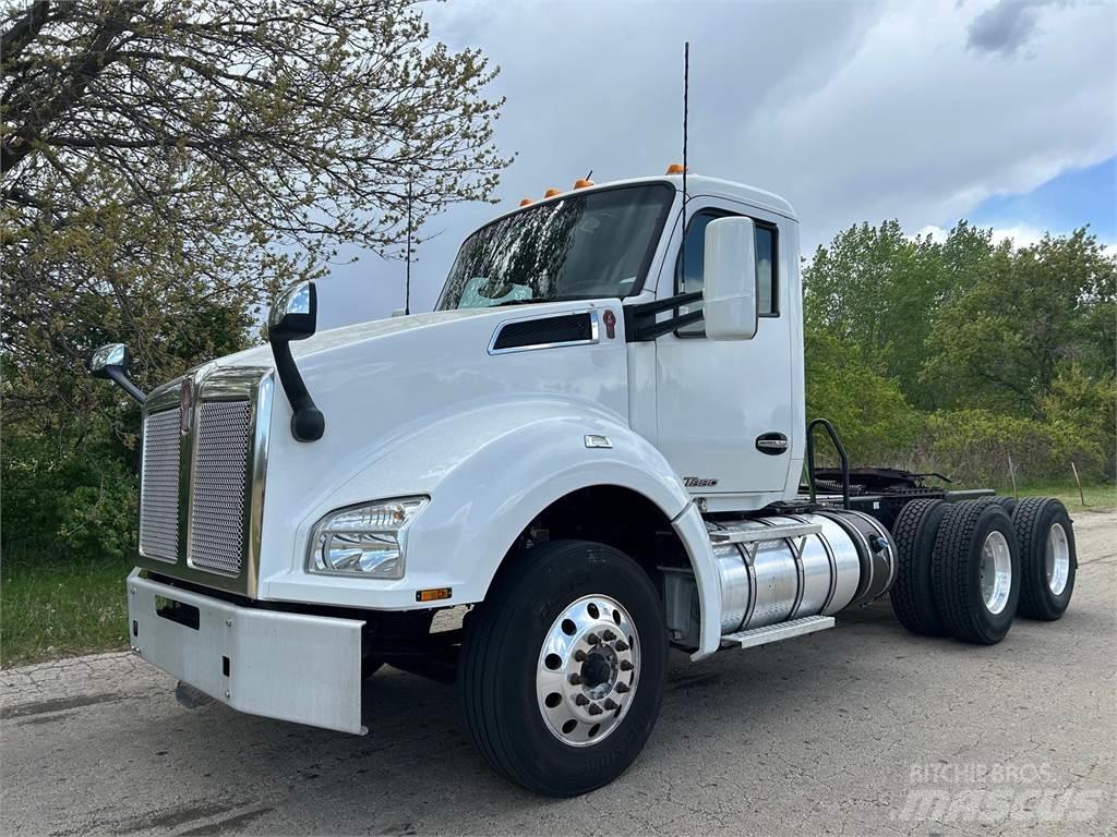 Kenworth T880 وحدات الجر