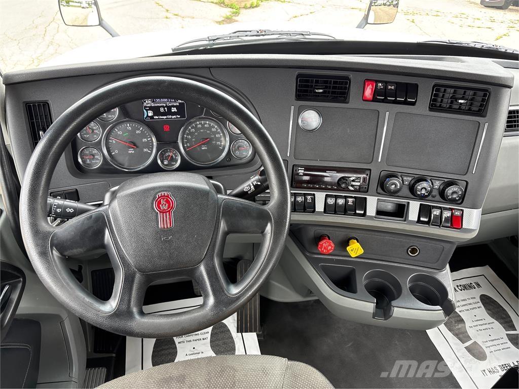 Kenworth T880 وحدات الجر