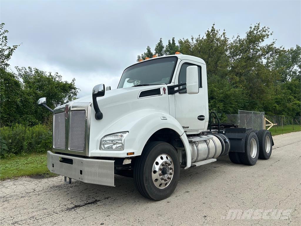Kenworth T880 شاحنات أخرى
