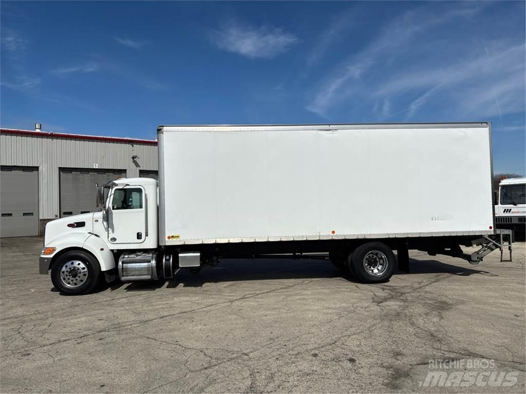 Peterbilt 337 شاحنات ذات هيكل صندوقي