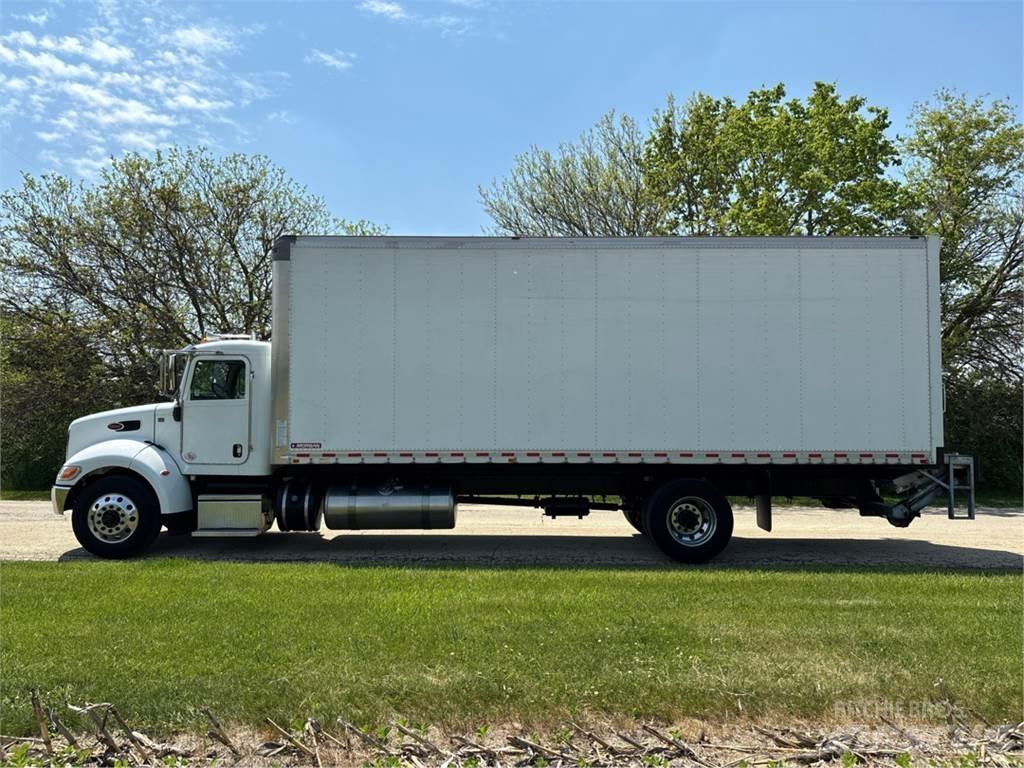 Peterbilt 337 شاحنات ذات هيكل صندوقي