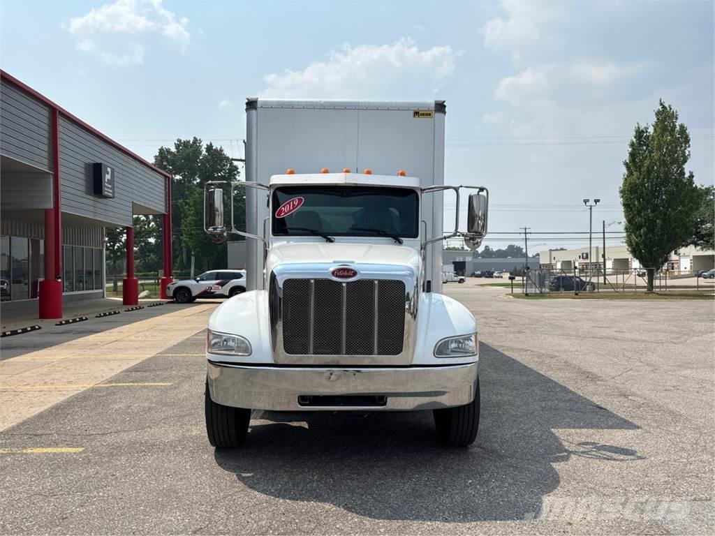 Peterbilt 337 شاحنات أخرى